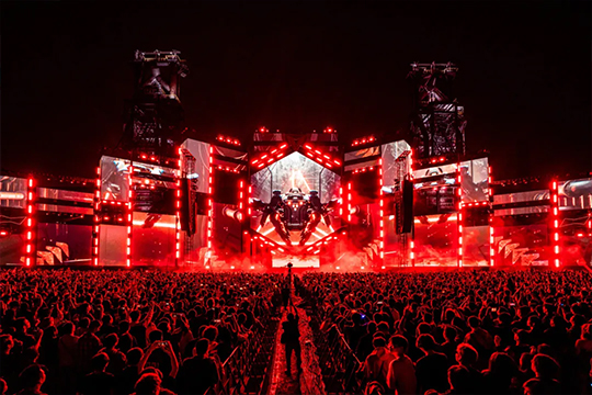 一路生花！金年会大屏激发文旅演艺新活力！ 