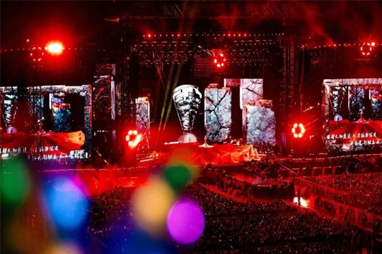 双星闪耀！金年会LED巨幕助力周杰伦、张韶涵打造沉浸式视听盛宴！